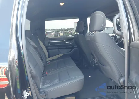 2020 Ram 1500 Big Horn 4X4 5'7 Box z USA, uszkodzony, nr VIN 1C6SRFFT4LN331181